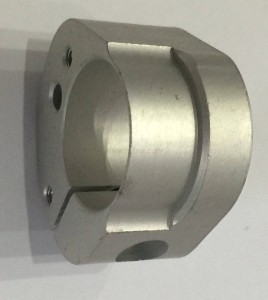 Mocowanie napędu wału głównego